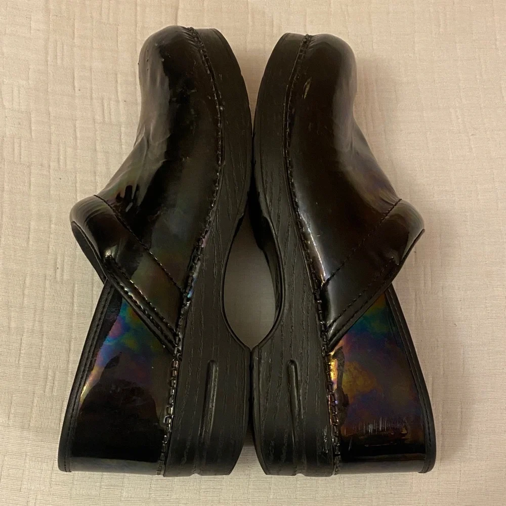 DANSKO Shiny Black Clogs - Picture 9 of 11